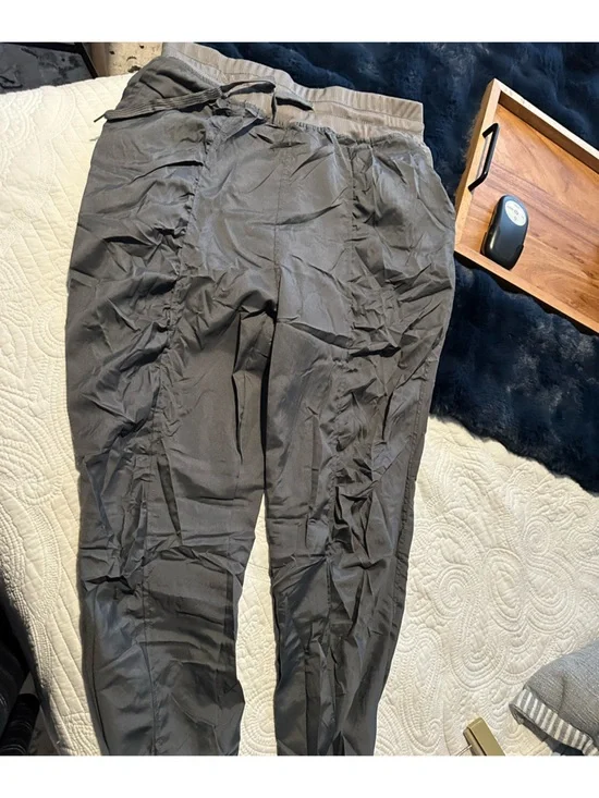 Women dark gray light weight joggers - Picture 4 of 8